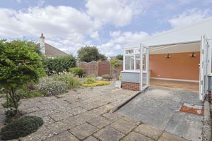 Photo 13- click for photo gallery